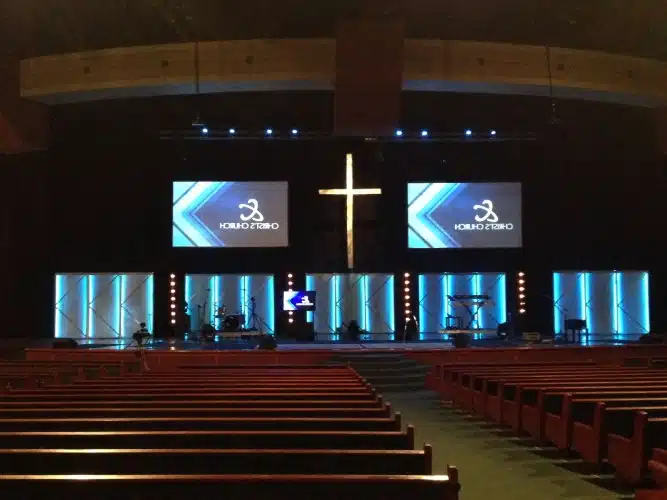 LED-Screen-for-church