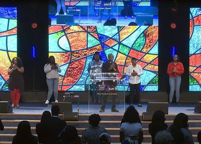 LED-screen-For-Churches