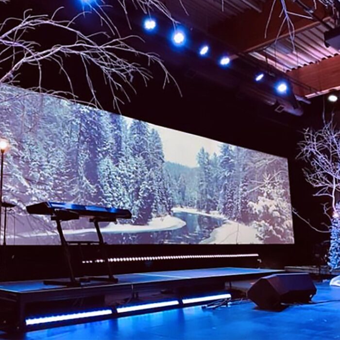 Using-LED-Screens-for-Advent-Services